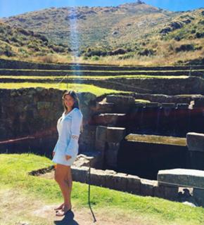 Lívia Andrade feet photo thumbnail