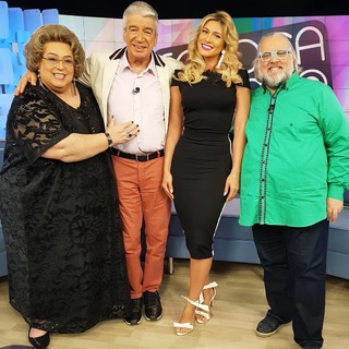 Lívia Andrade feet photo thumbnail