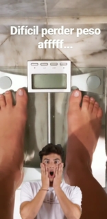 Lívia Andrade feet photo thumbnail
