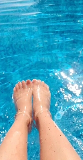 Lívia Andrade feet photo thumbnail
