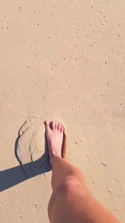 Lívia Andrade feet photo 7