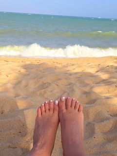 Lívia Andrade feet photo 18