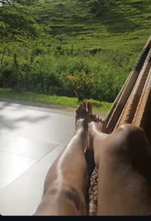 Lívia Andrade feet photo 11