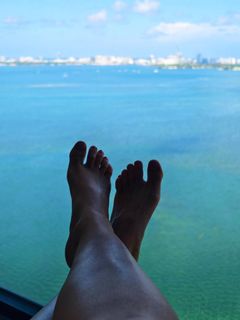 Lívia Andrade feet photo 3