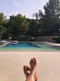 Lívia Andrade feet photo 20