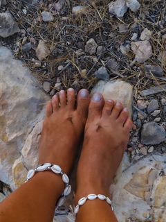 Lívia Andrade feet photo 11