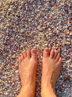 Lívia Andrade feet photo 2