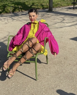 Lívia Nunes Marques feet photo 10
