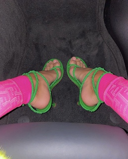 Lívia Nunes Marques feet photo 15