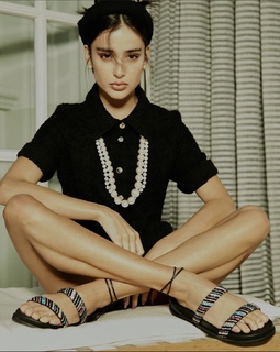 Lívia Nunes Marques feet photo 2