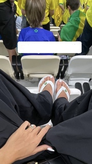 Lívia Nunes Marques feet photo 16