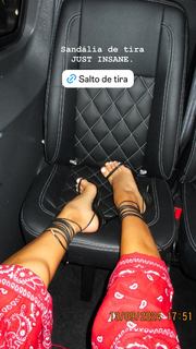 Lívia Nunes Marques feet photo 20