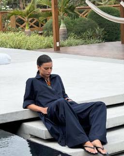 Lívia Nunes Marques feet photo 10