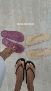 Lívia Nunes Marques feet photo 8