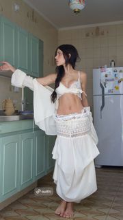 Lívia Nunes Marques feet photo 19