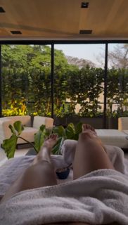 Lívia Nunes Marques feet photo 11