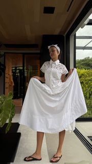 Lívia Nunes Marques feet photo 4