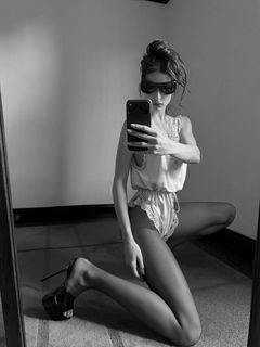 Lívia Nunes Marques feet photo 14