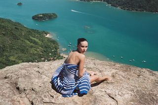 Lívia Nunes Marques feet photo 7