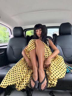 Lívia Nunes Marques feet photo 12