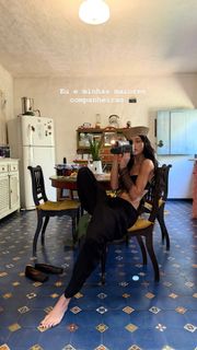 Lívia Nunes Marques feet photo 12