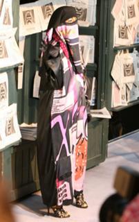 M.I.A. feet photo thumbnail