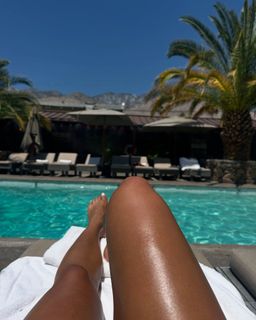 M.J. Acosta feet photo 6