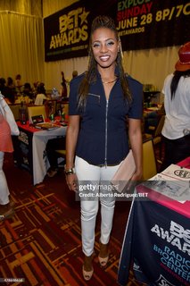 MC Lyte feet photo 10