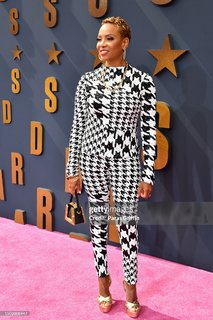 MC Lyte feet photo 16