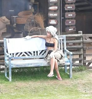 MC Mirella feet photo thumbnail