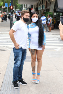 MC Mirella feet photo thumbnail