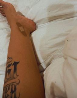 MC Mirella feet photo thumbnail