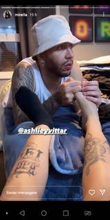 MC Mirella feet photo thumbnail