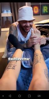 MC Mirella feet photo thumbnail