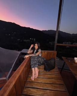 MC Mirella feet photo thumbnail