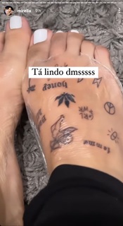 MC Mirella feet photo thumbnail