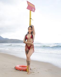 MC Mirella feet photo thumbnail