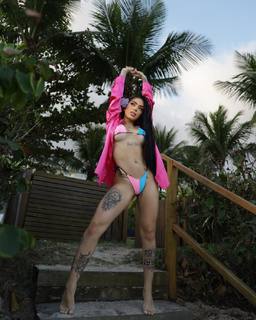 MC Mirella feet photo thumbnail