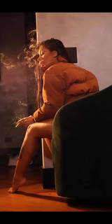 MC Mirella feet photo thumbnail