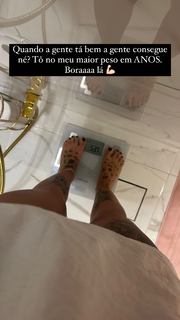 MC Mirella feet photo thumbnail