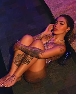 MC Mirella feet photo thumbnail