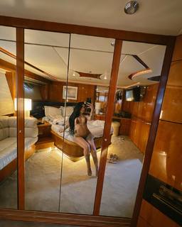 MC Mirella feet photo thumbnail