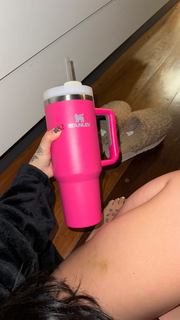 MC Mirella feet photo thumbnail