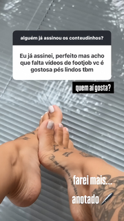 MC Mirella feet photo thumbnail