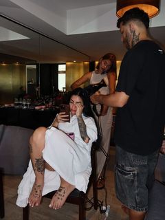 MC Mirella feet photo thumbnail