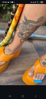 MC Mirella feet photo 20