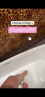 MC Mirella feet photo 5