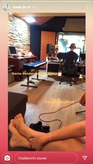 Maan de Steenwinkel feet photo 18