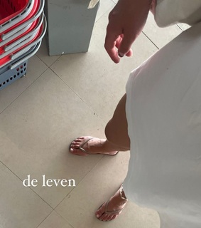 Maan de Steenwinkel feet photo 8