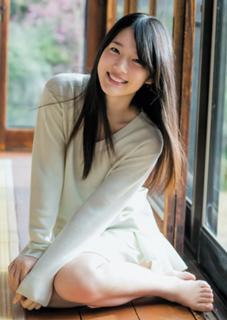 Maaya Uchida feet photo thumbnail